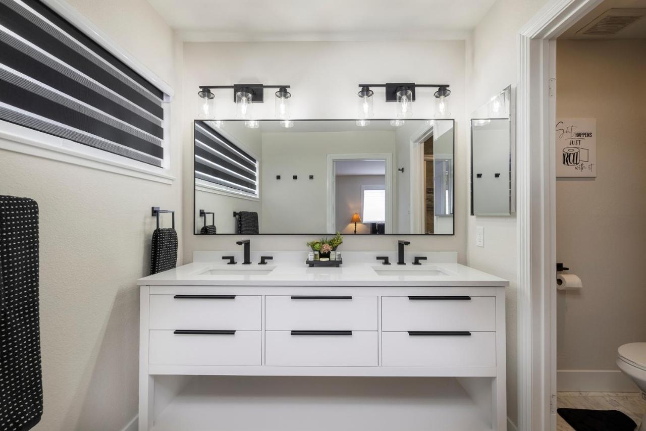 Single Story Minutes From Summerlin With Rv Parking & Dog Friendly Las Vegas Luaran gambar